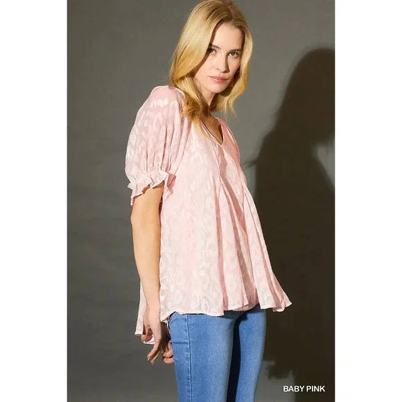 AO594 BP Umgee Leopard Print V-Neck Blouse Various Sizes - Picture 3 of 5